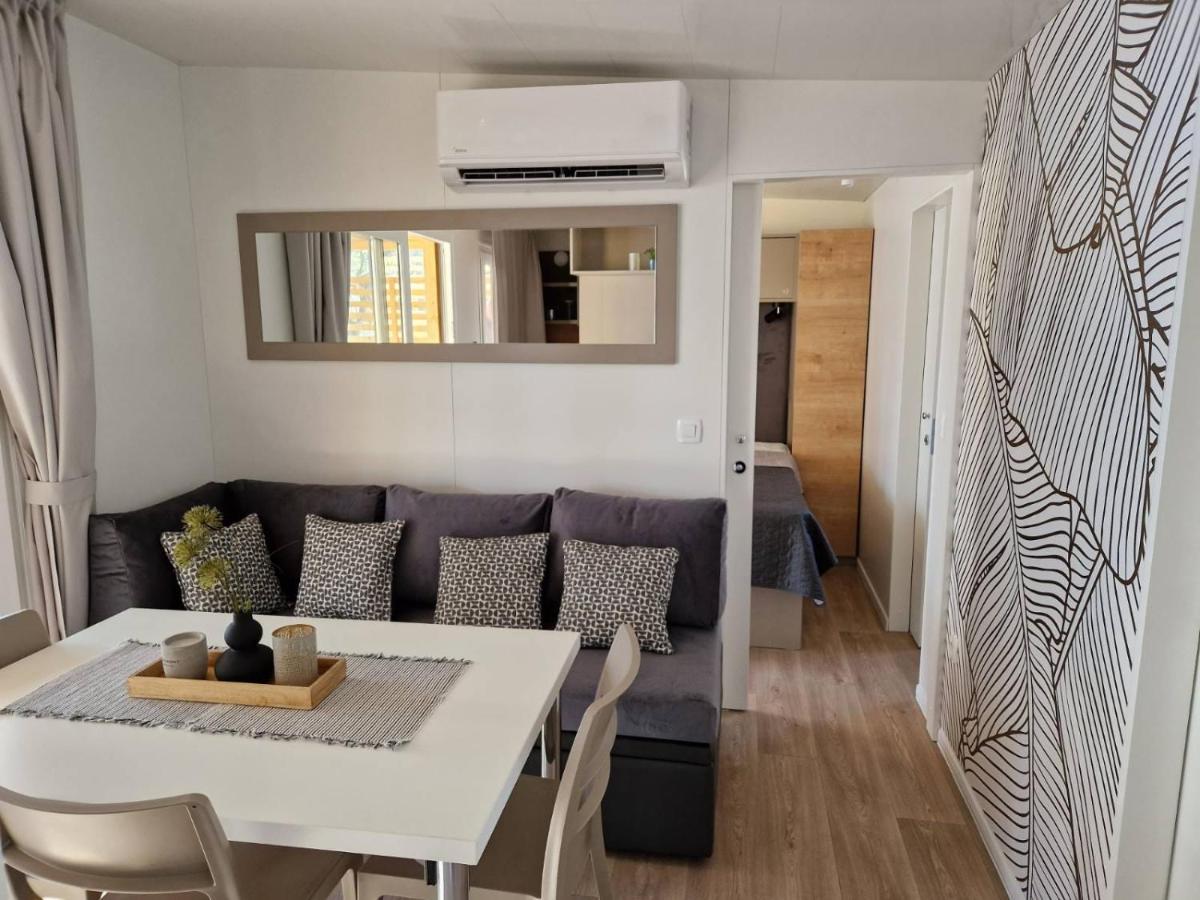 Mobile Home Sole 비오그라드나모루 외부 사진